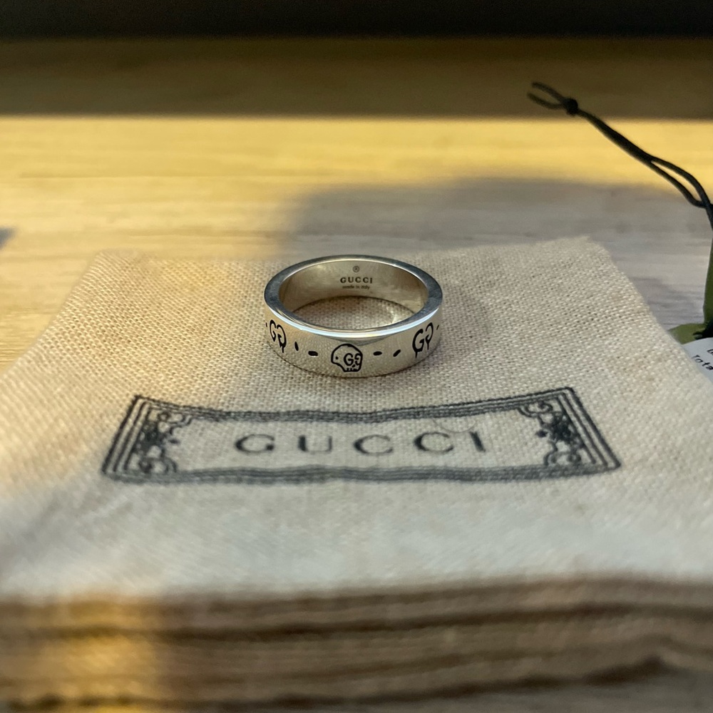 Gucci ghost ring